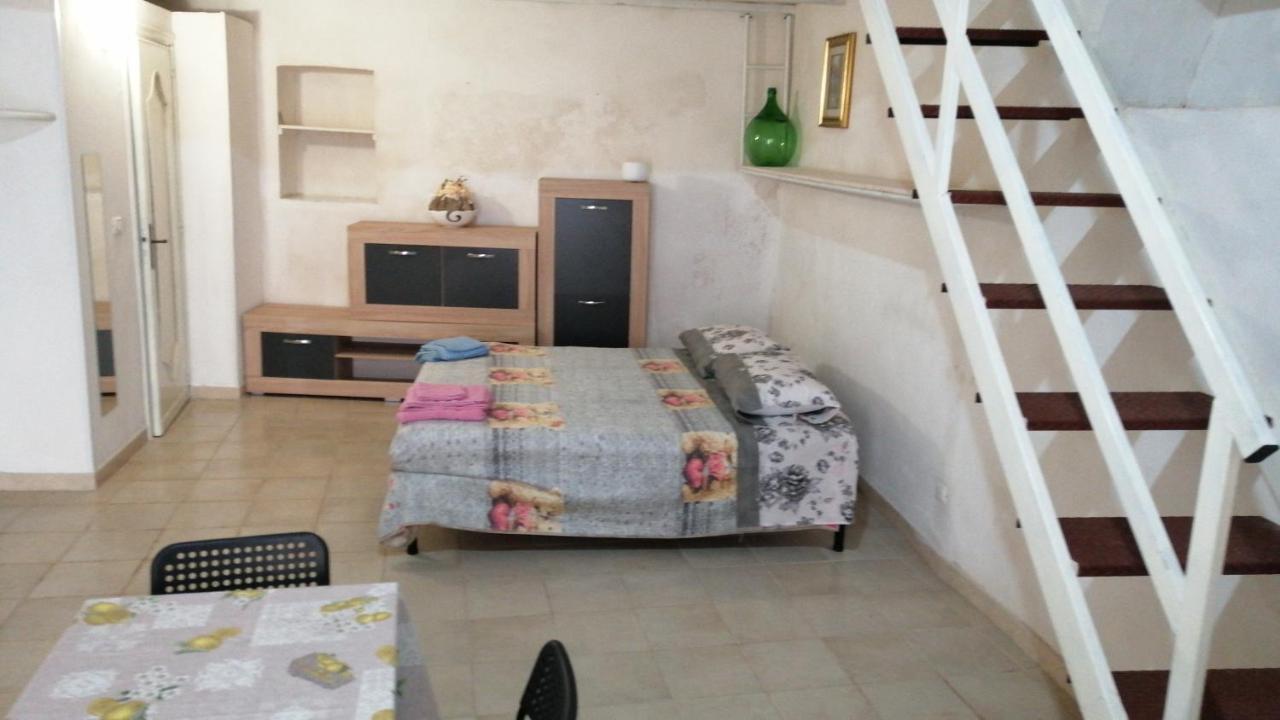 Casa Vacanze Battista 46 Grottaglie Eksteriør bilde